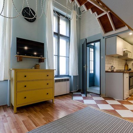 Paulay'S Studio Apartment In The City Center. Budapeste Exterior foto