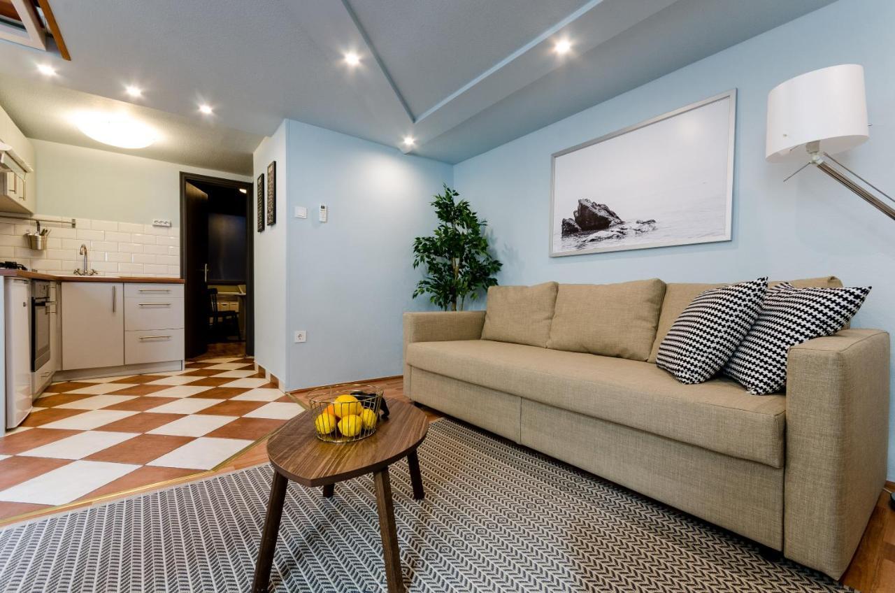 Paulay'S Studio Apartment In The City Center. Budapeste Exterior foto