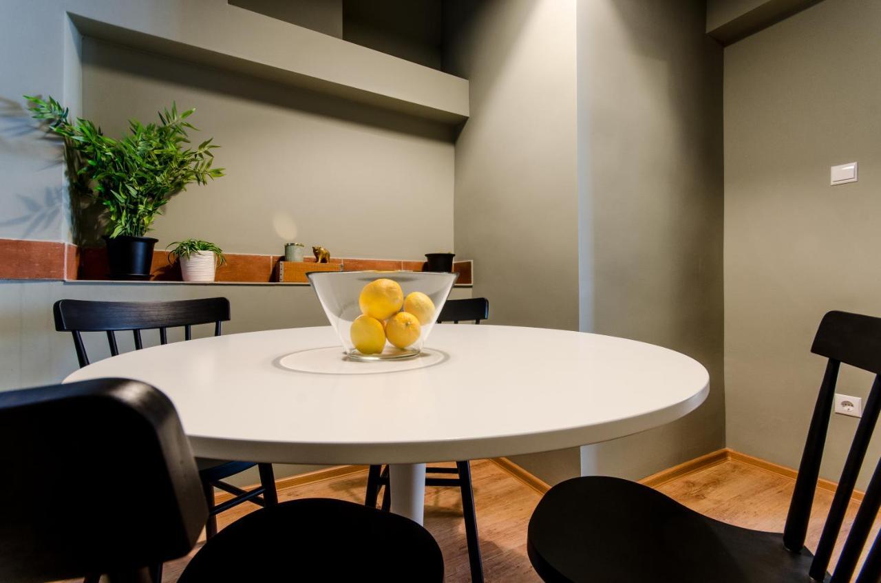 Paulay'S Studio Apartment In The City Center. Budapeste Exterior foto